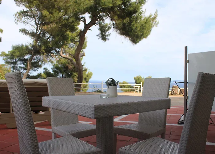 Searise & * Kallithea (Chalkidiki)