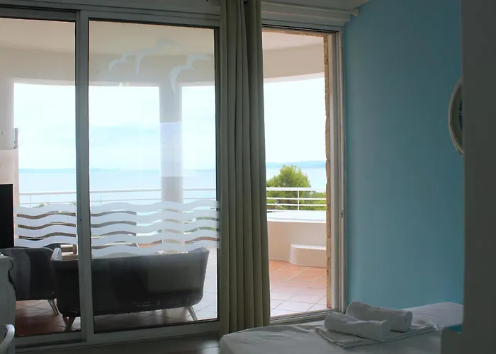 Searise & * Kallithea (Chalkidiki)