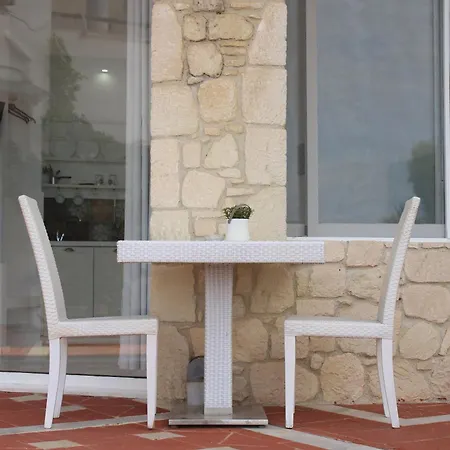 Searise & Διαμέρισμα