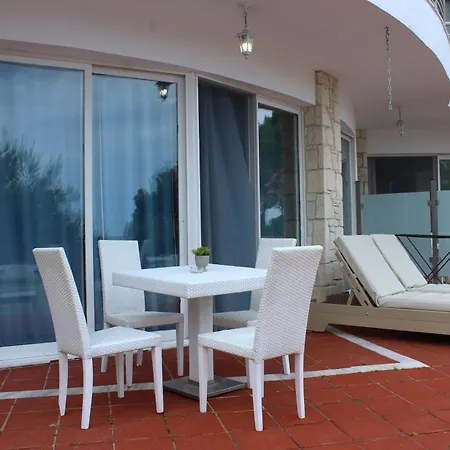 Searise & * Kallithea (Chalkidiki)