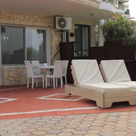 Διαμέρισμα Searise & *