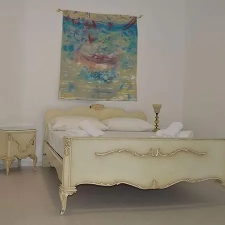 Amelia Apartment *